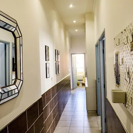 Flavia - Balcony Glimpse Of The Sea * Αζάτσιο