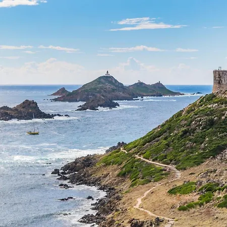 Flavia - Balcony Glimpse Of The Sea Αζάτσιο