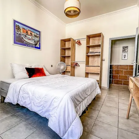 Flavia - Balcony Glimpse Of The Sea Apartament *